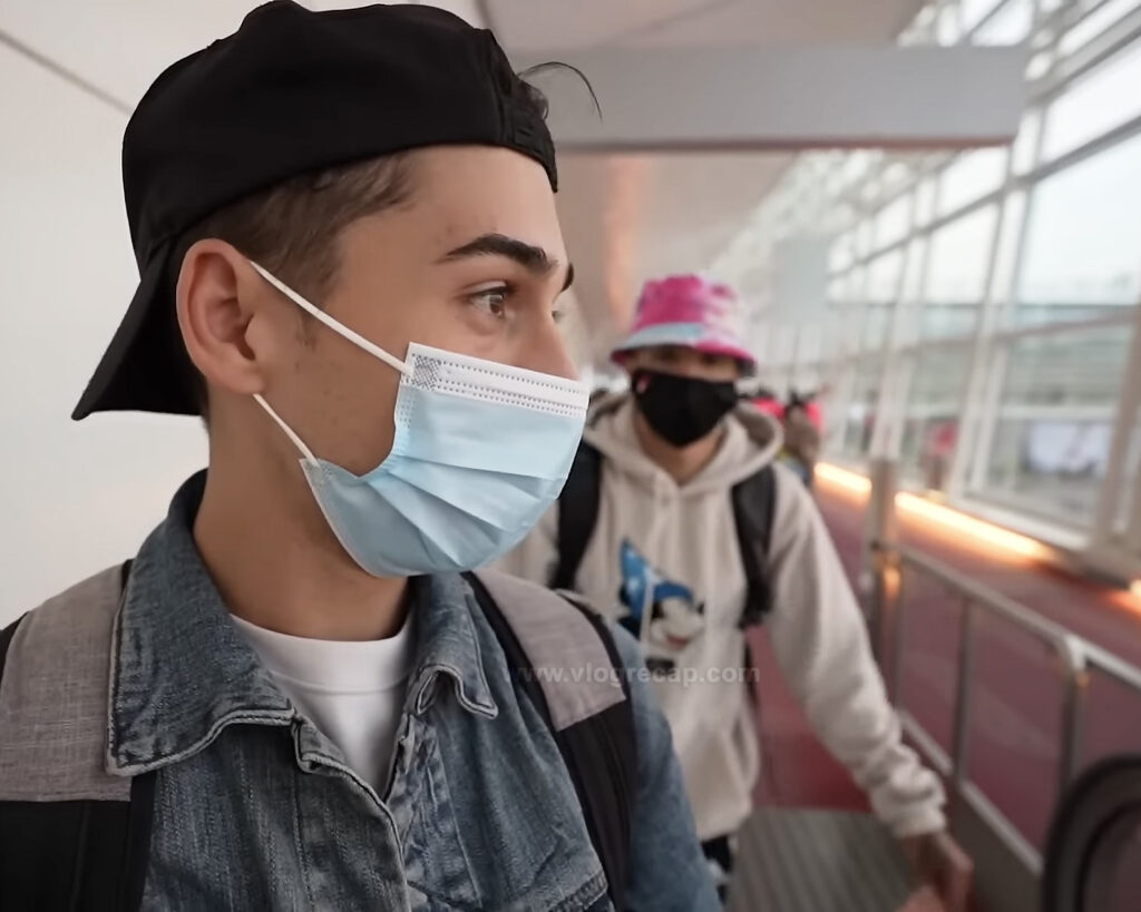 JoJo Crichton and Jason Jete Jeter at Tokyo airport
