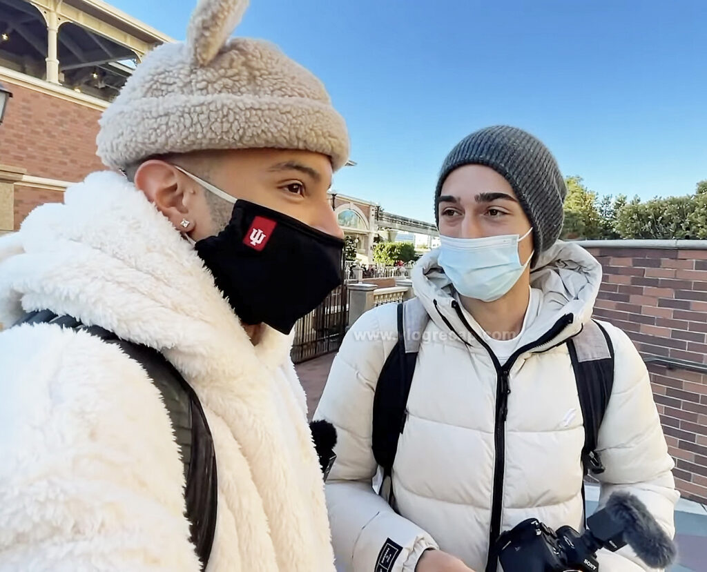 JoJo Crichton and Jason Jete Jeter at Tokyo Disneyland