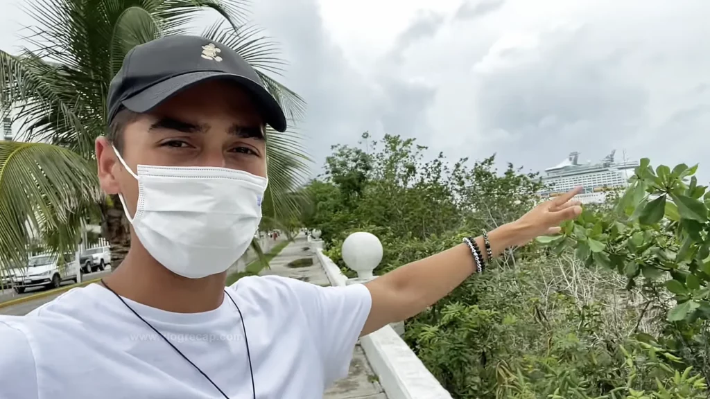 JoJo Crichton in Cozumel