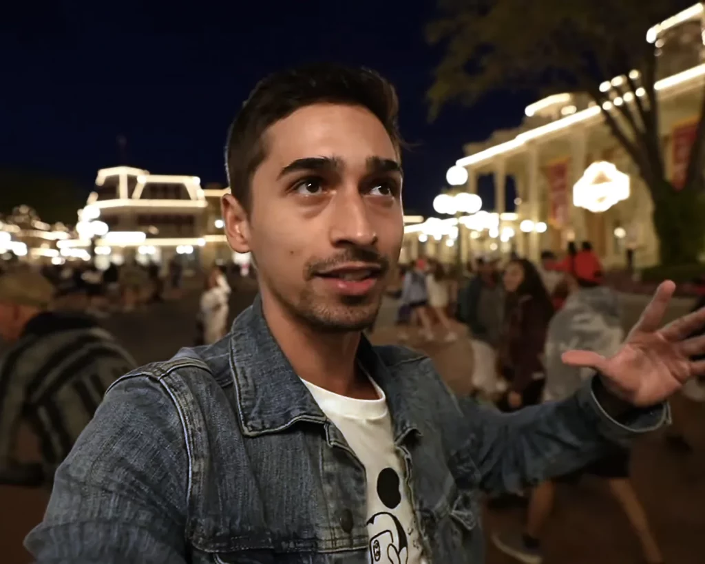 JoJo Crichton watching Happily Ever After fireworks at Magic Kingdom