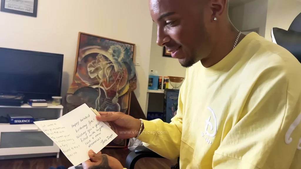 Jete getting a birthday card