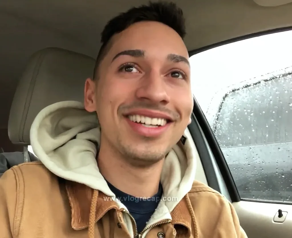 JoJo Crichton arriving at Walt Disney World to start his Disney College Program