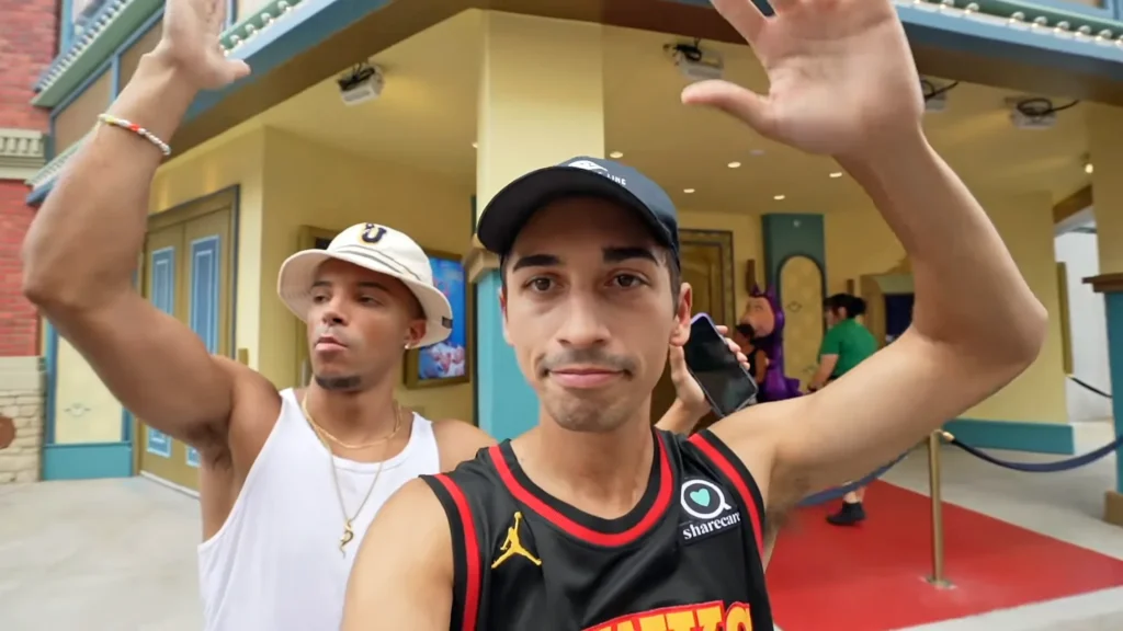 Jete (Jason Jeter, aka showmelovejete) and JoJo Crichton at Universal Studios